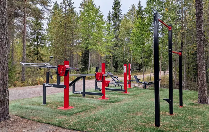 Outdoor Fitness Playground — fitnessstudio – Korkalovaara, Rovaniemi — 2
