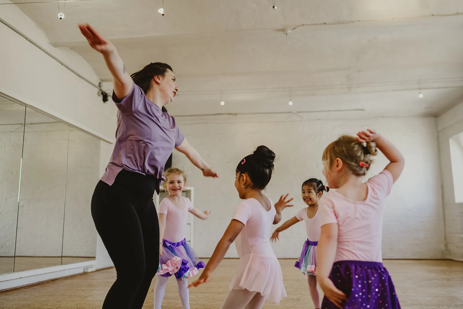 TiNea Dance Academy — tanz-studio in Gladbach, Mönchengladbach — 2