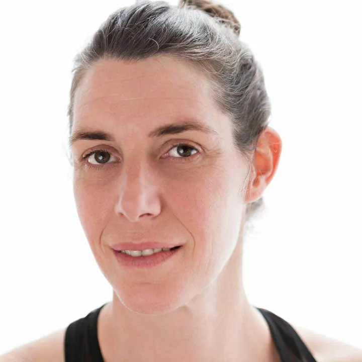 IM NEUEN RAUM — Yoga in Alt-Treptow, Berlin