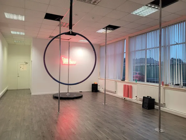 Fire Fitness — aerial-studio in Bainsford, Falkirk — 2