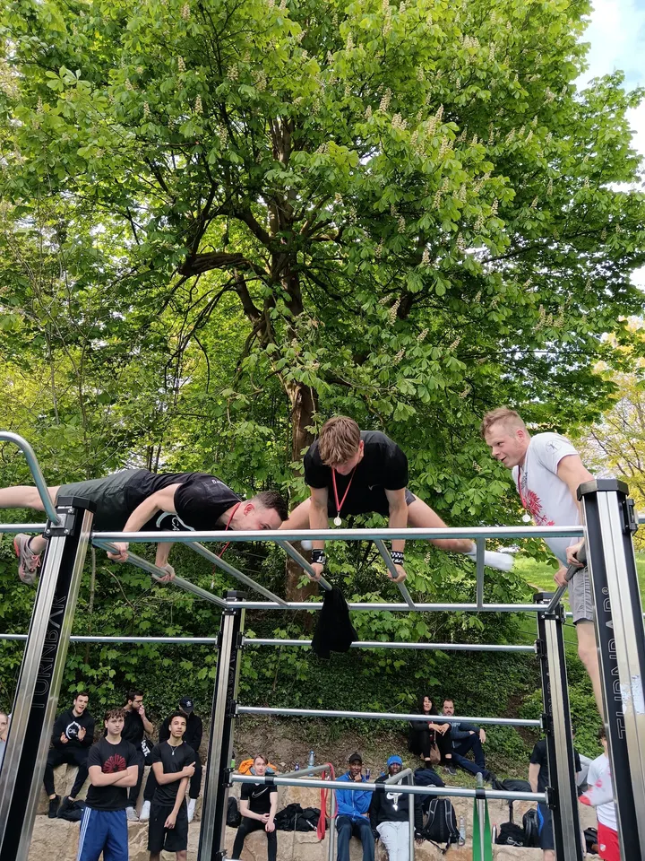 Outdoor-Workout — fitnessstudio in Othmarschen, Hamburg — 2