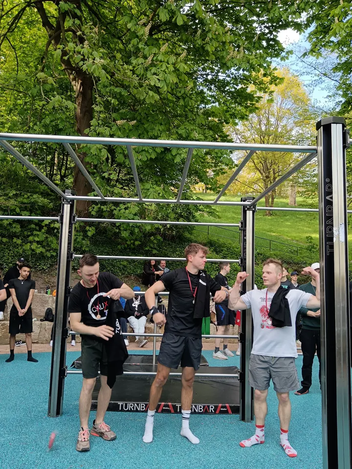 Outdoor-Workout — Fitnessstudio in Othmarschen, Hamburg
