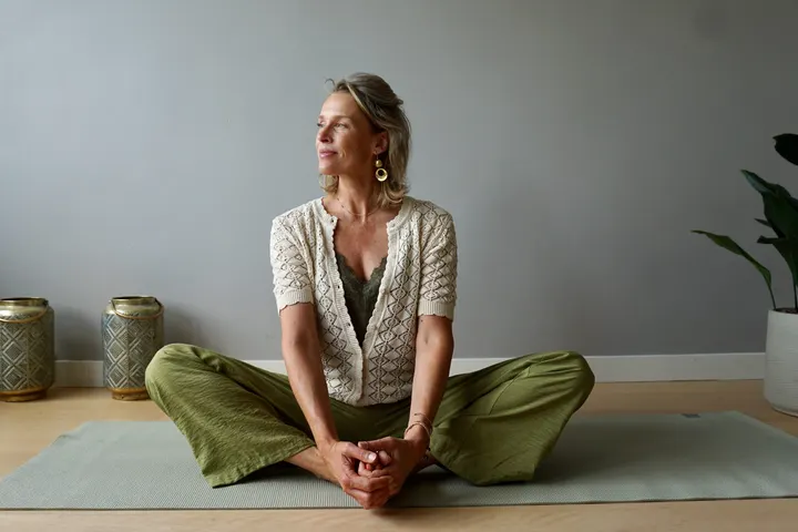 Laura's Yoga — Yoga in De Kwakel