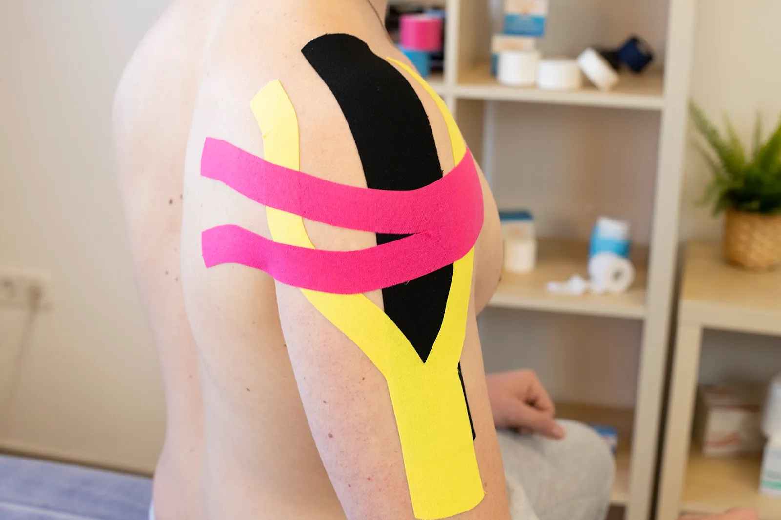 DharMasaje Osteopatía — entrenamiento personal-studio en Industria, Albacete — 3