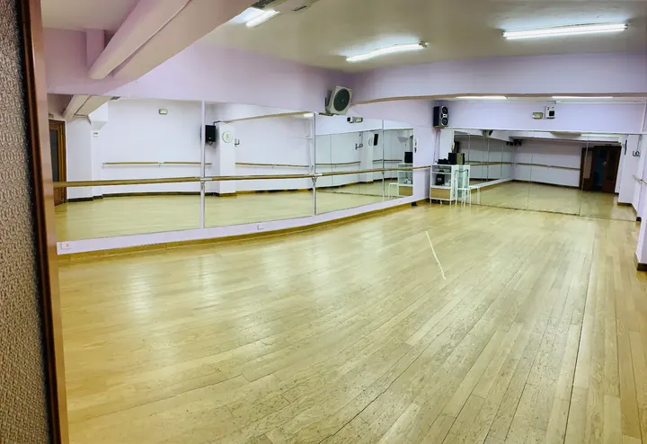 Escuela de Danza Mayte — baile-studio en El Crucero, Burgos — 3
