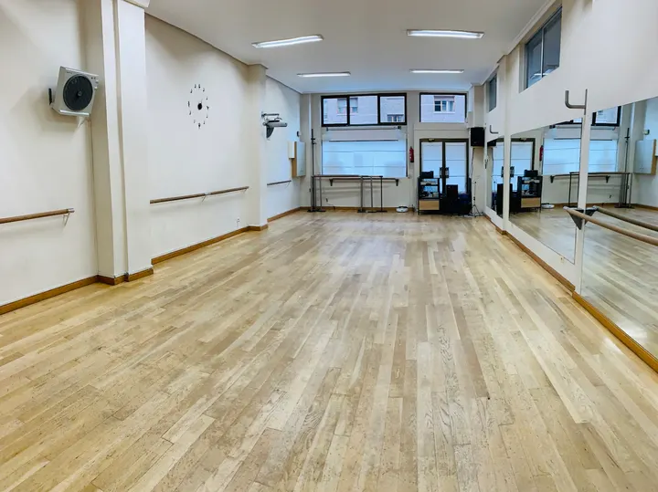 Escuela de Danza Mayte — Baile en El Crucero, Burgos