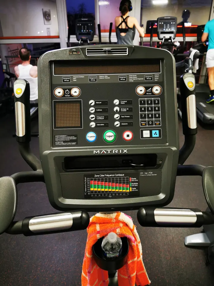 Nemea Sport Club Clermont Fontgiève — salle de fitness-studio à Clermont-Ferrand — 4