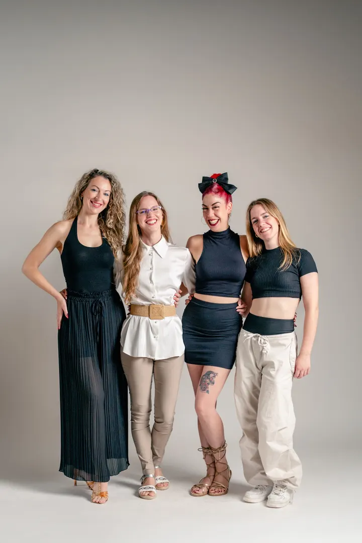 Escuela Clara Pavía — Baile en la Vall d'Uixó