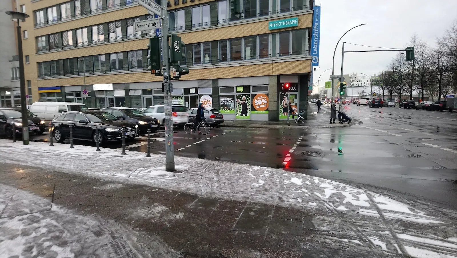 EMS Training fitbox Berlin Moritzplatz — hiit-studio in Mitte, Berlin — 3