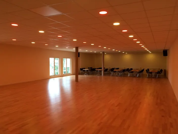 Tanzschule Fischer — Tanz in Niedergohlis, Dresden