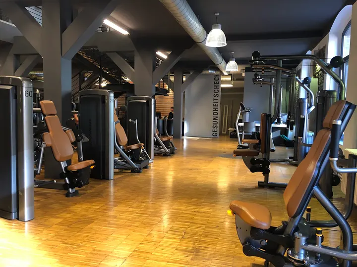 SPORT-PARK Group Co. KG — Fitnessstudio in Gemarkung Elberfeld, Wuppertal