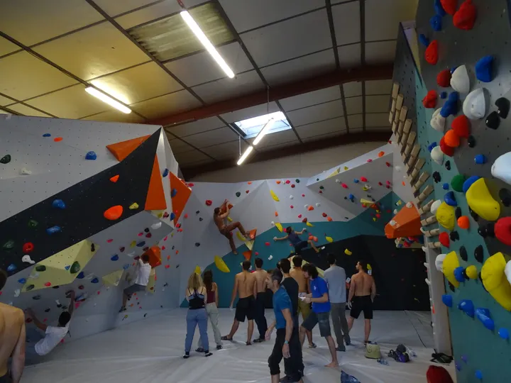 Boulder Zone - Toulon - La Garde — Bloc à La Garde