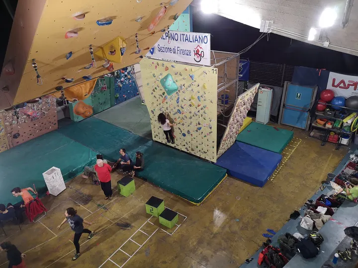 Palestra di Arrampicata Indoor “MANDELA” — arrampicata-studio a San Salvi, Firenze — 2