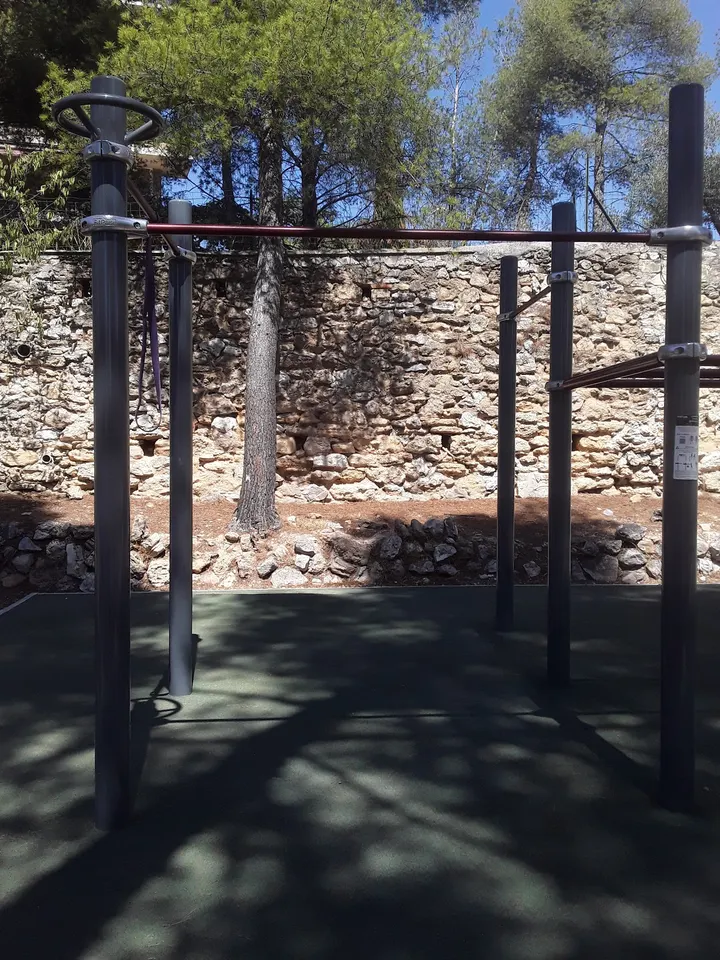 street workout cite les Gazelles — salle de fitness-studio à Cuques, Aix-en-Provence — 3