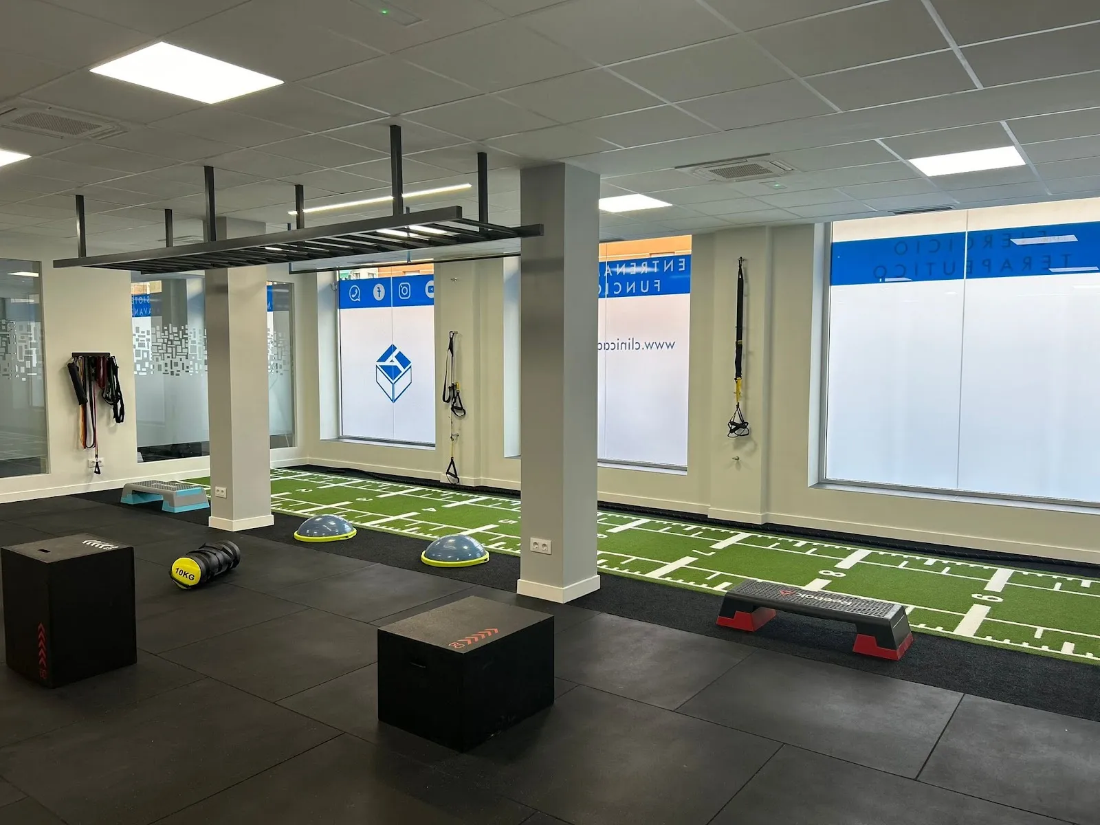 Axium Salud Funcional — entrenamiento personal-studio en Alcalá de Henares — 3