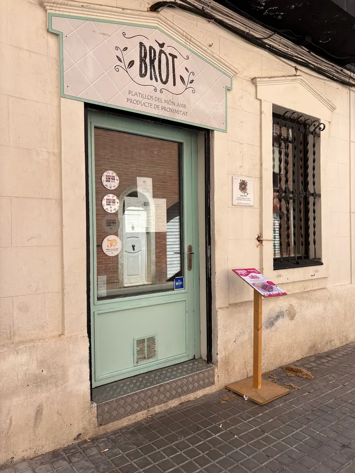ESPAI BROTES — Yoga en Centre, L'Hospitalet de Llobregat