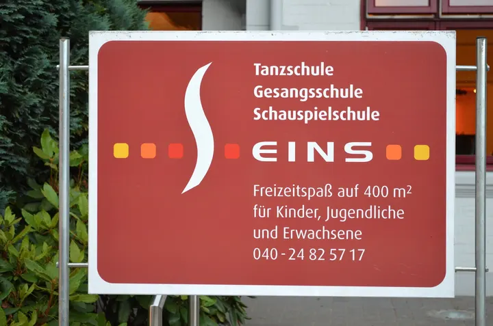 S-Eins Tanzschule Gesangsschule Schauspielschule — tanz-studio in Hamburg — 3