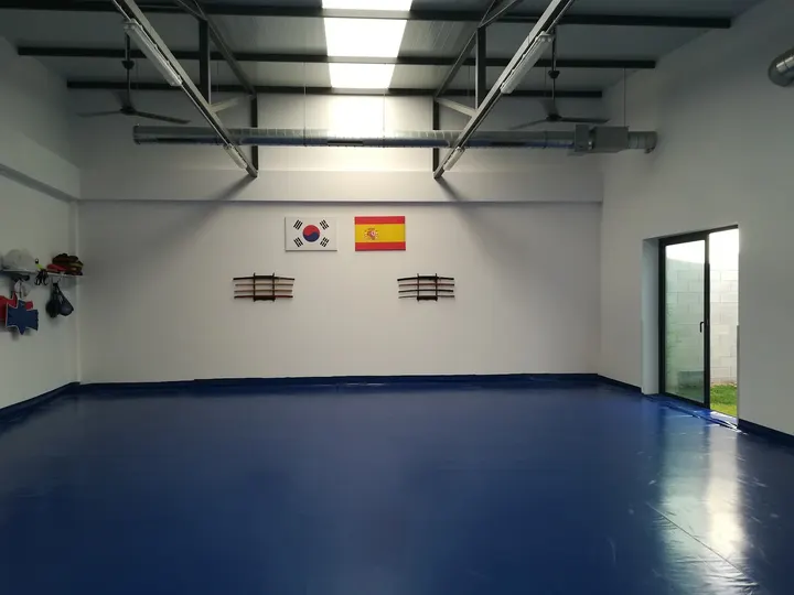 Mugung Doyang — artes marciales-studio en Lebrija — 2