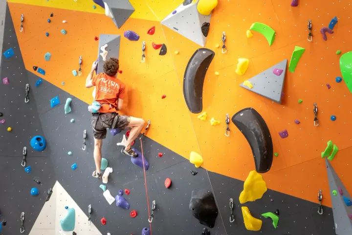 AKIRA climbing — arrampicata-studio a Realdino, Carate Brianza — 3