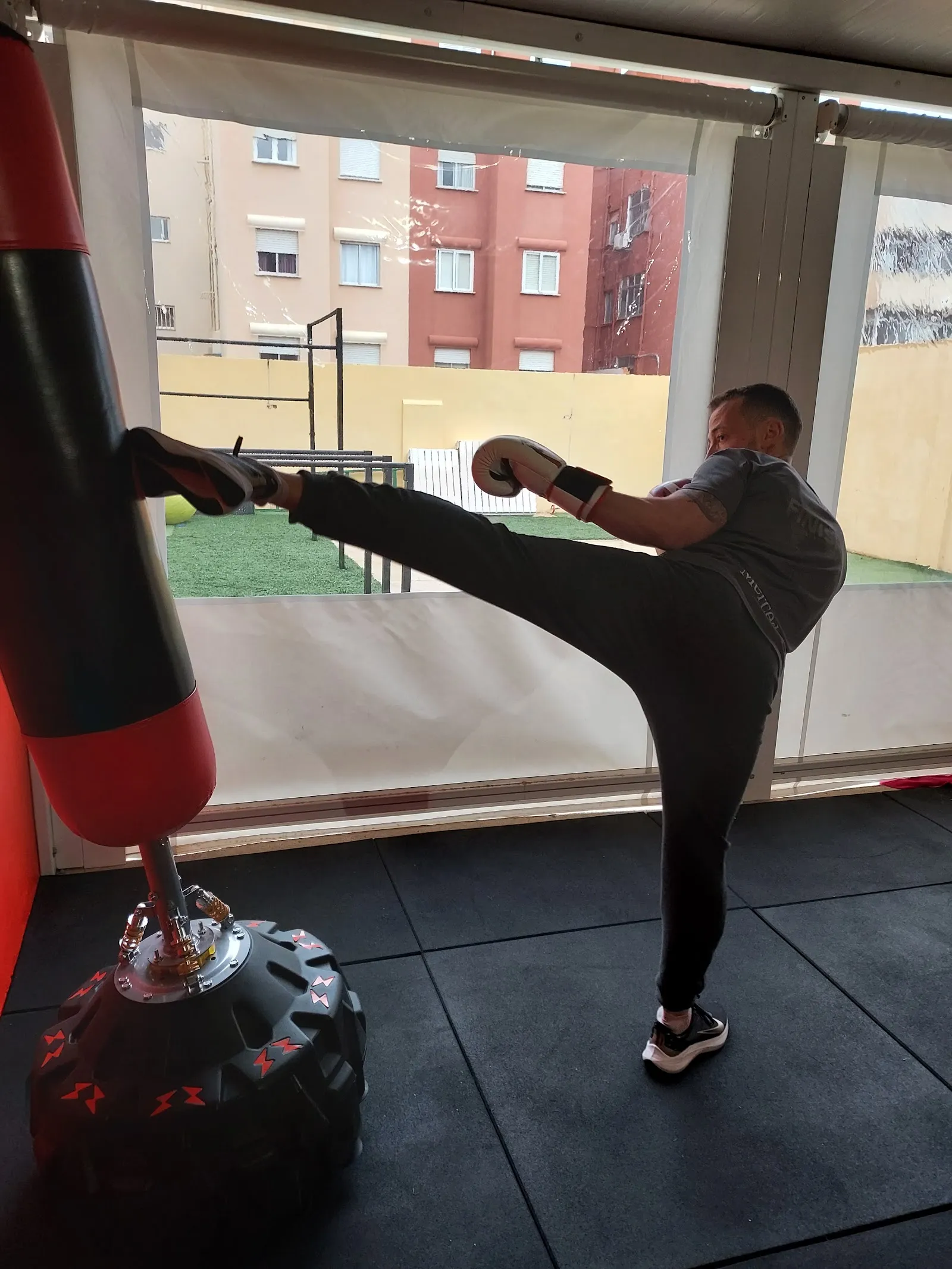 Round1 By Dani Muñoz — estudio de fitness-studio en Son Cotoner, Palma — 3