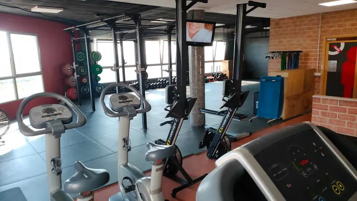 Gimnasio Quofitness — estudio de fitness-studio en Almussafes — 3