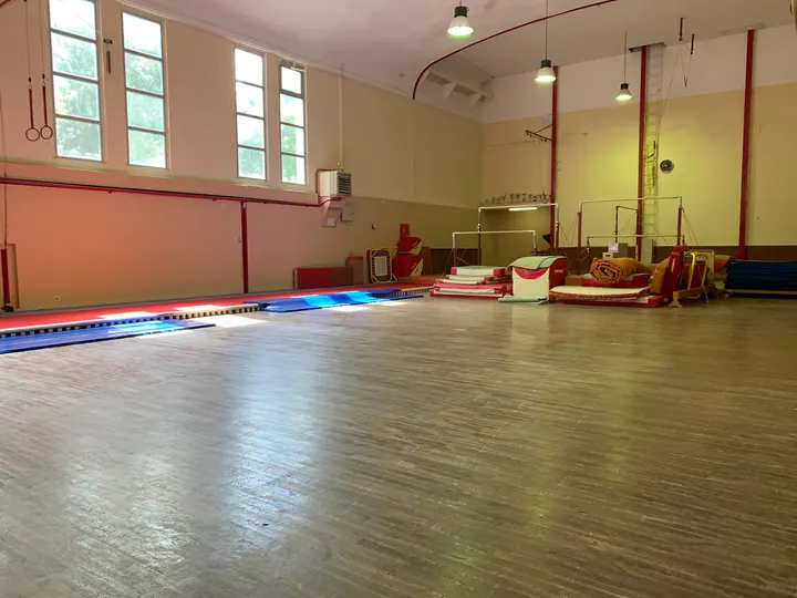 Saint Georges d'Argenteuil Rue Henri Barbusse — Salle de fitness à Argenteuil