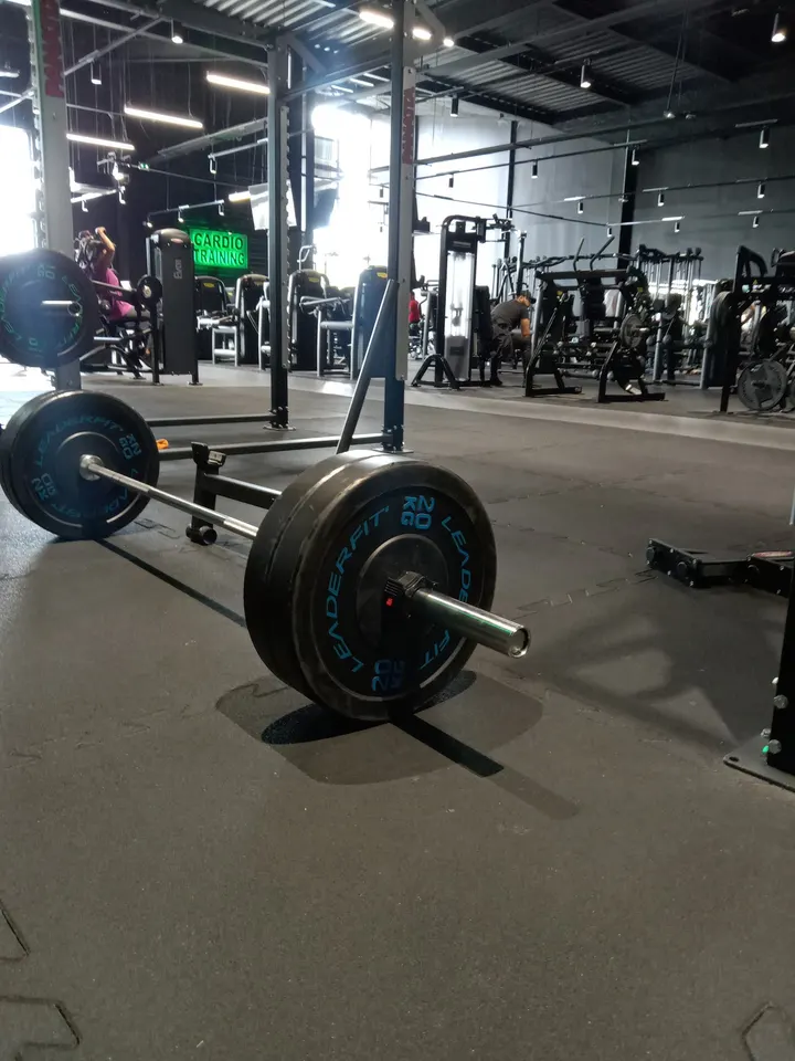 Power Fitness — salle de fitness-studio à Centre-Ville, Achères — 3
