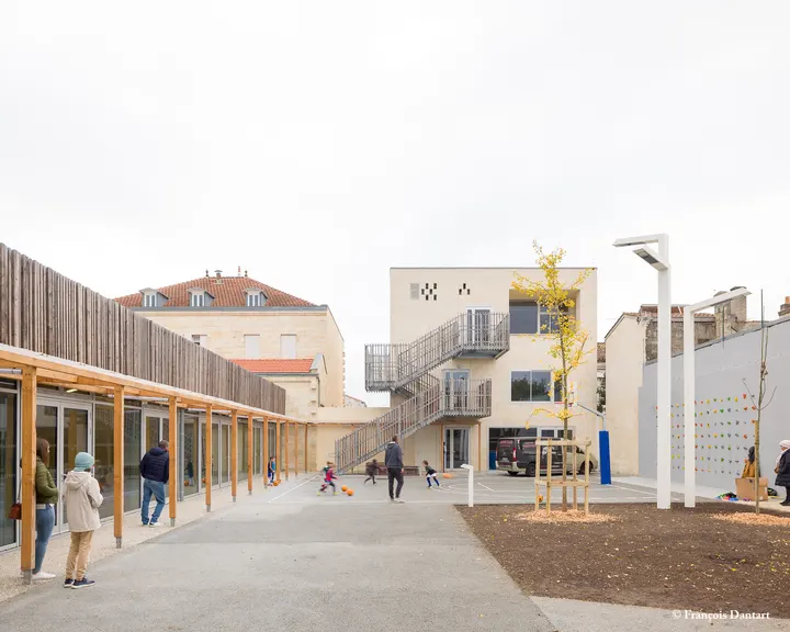US Chartrons Maison de quartier Se — MMA à Bordeaux Centre, Bordeaux