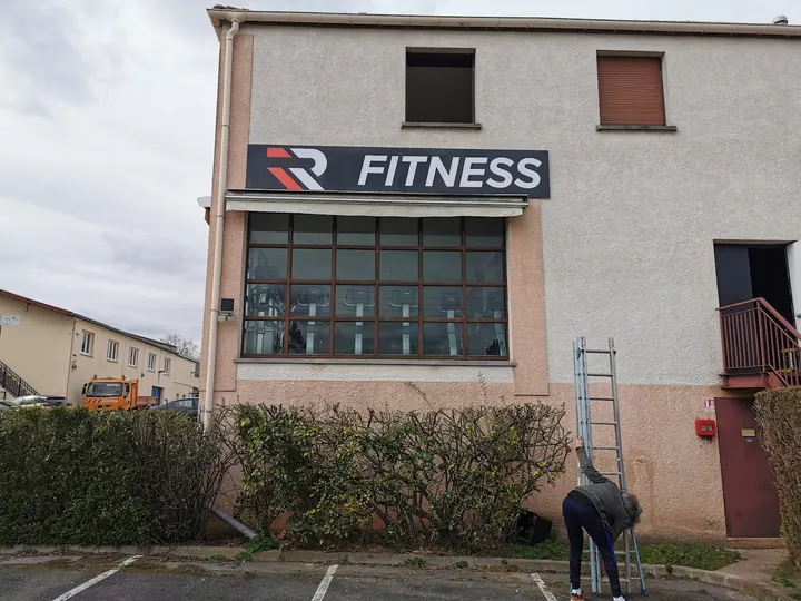 R FITNESS — salle de fitness-studio à Boran-sur-Oise — 2