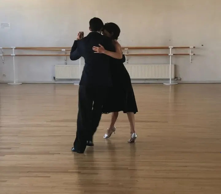Sonia Anker Tango argentin — danse-studio à Bas-Montreuil - République, Montreuil — 3