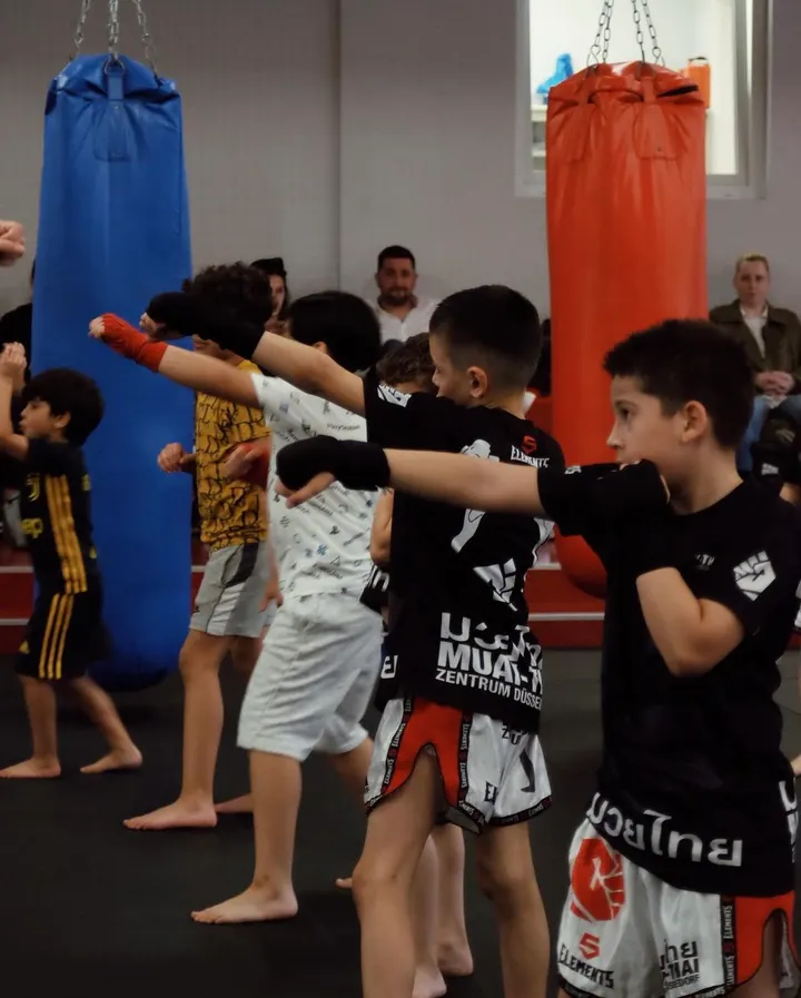 Muay-Thai Zentrum Düsseldorf Boxsport-Athletic — kampfsport-studio in Düsseldorf — 4
