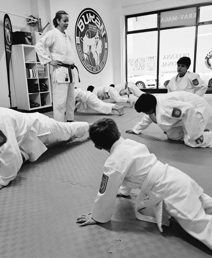 ESCUELA BUKAN KRAV-MAGA VIGO — artes marciales-studio en Vigo — 3