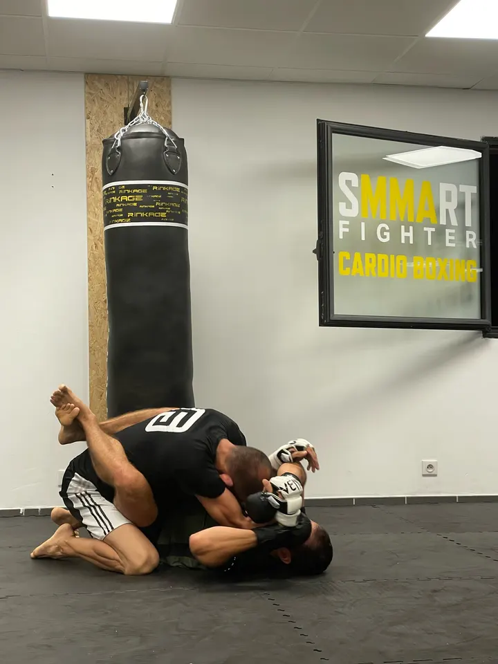 Smmartfighter — arts martiaux-studio à Éguilles — 3