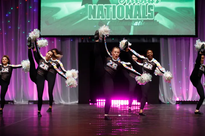 ZR London Cheerleaders London — dance-studio in London — 3