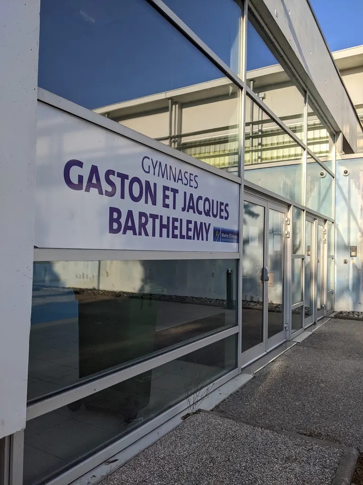 Gymnases Jacques & Gaston Barthelemy — Salle de fitness au Chardon, Orléans