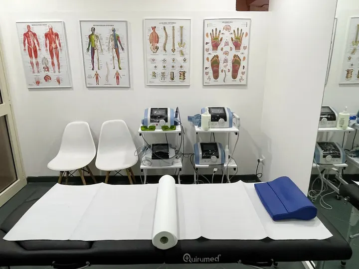 R. Evolution Gym — palestre-studio a Bacoli — 5