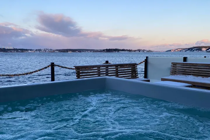 Njuta Spa & Klinik — fitness studio-studio i Nacka Strand, Nacka Strand
