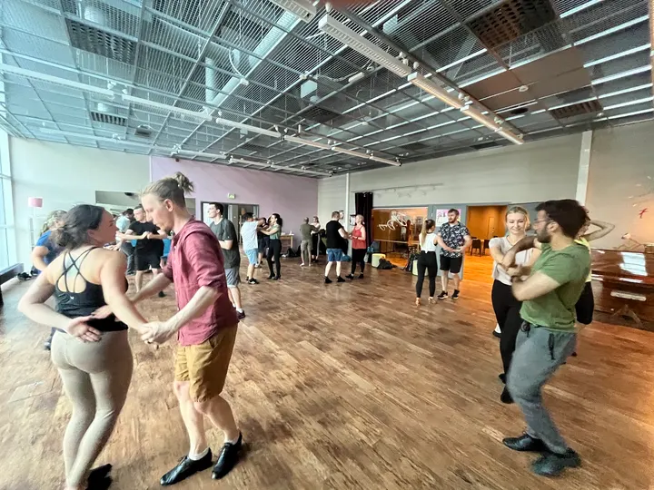 Still Dancing — tanssi-studio – Helsinki — 3