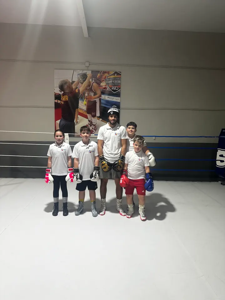 Escuela de boxeo Rafael Lozano Almería — artes marciales-studio en Villa Blanca, Almería — 2