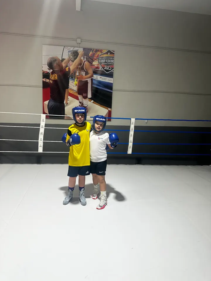 Escuela de boxeo Rafael Lozano Almería — artes marciales-studio en Villa Blanca, Almería — 3