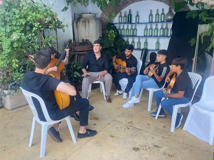 Escuela de Danza y Flamenco La Puerta Ancha — baile-studio en Ayamonte — 4