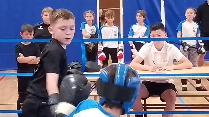Cos Villers Savate - Boxe Française- canne et bâton fédéral - Panuntukan — arts martiaux-studio à Villers-lès-Nancy — 5