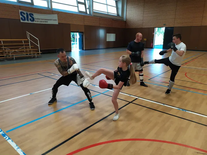 Cos Villers Savate - Boxe Française- canne et bâton fédéral - Panuntukan — Arts martiaux à Clairlieu, Villers-lès-Nancy