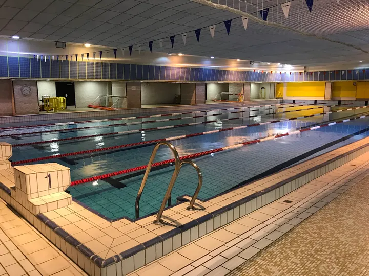 Piscine Armand Massard — studio à Paris — 3