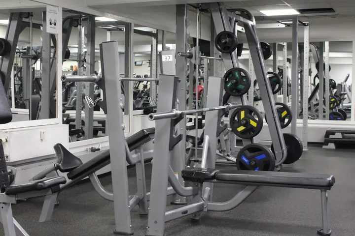 Bidstrup-Fitness — Træningsstudio i Kastrup, København