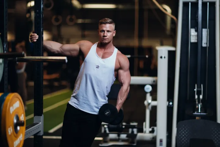 RAW Coaching — pt studio-studio i Hälla, Västerås