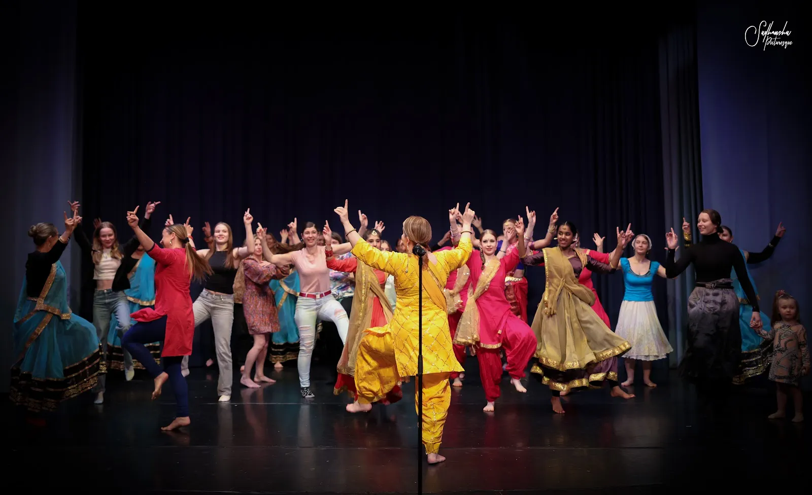 LOTUS Indian Dance Centre — tanssi-studio – Helsinki — 4