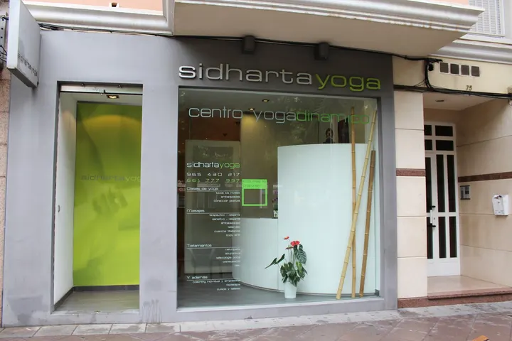 sidhartayoga — Yoga en Elche