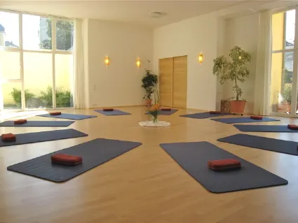 Freiburger Yoga Schule — yoga-studio in Freiburg im Breisgau — 3