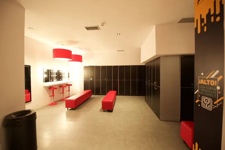 Fivo Gimnasio 24 horas — estudio de fitness-studio en San José de las Longueras, Telde — 3
